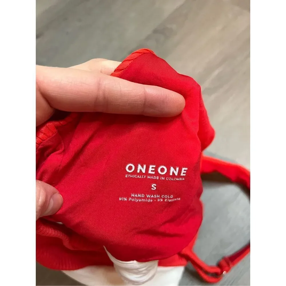 Oneone swimsuit top